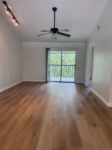 5265 E BAY DRIVE 122, Clearwater, FL 33764