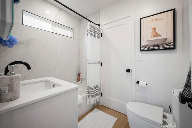 1626 S Rimpau, Los Angeles, CA 90019