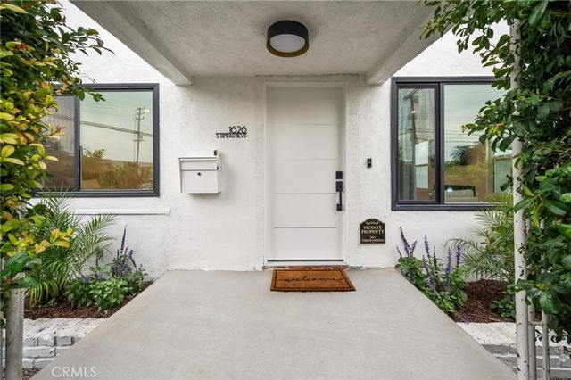 1626 S Rimpau, Los Angeles, CA 90019