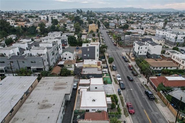 1626 S Rimpau, Los Angeles, CA 90019