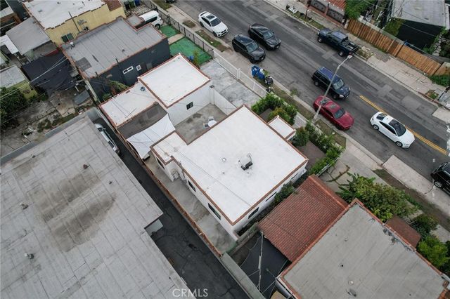 1626 S Rimpau, Los Angeles, CA 90019