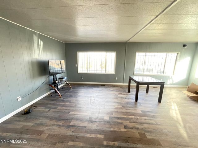 4738 W Leonesio Drive, Sun Valley, NV 89433