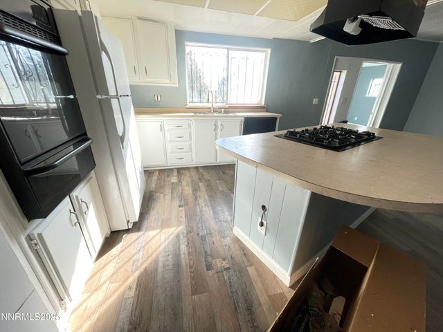 4738 W Leonesio Drive, Sun Valley, NV 89433