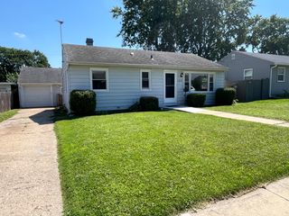 125 Riverside Drive, Montgomery, IL 60538