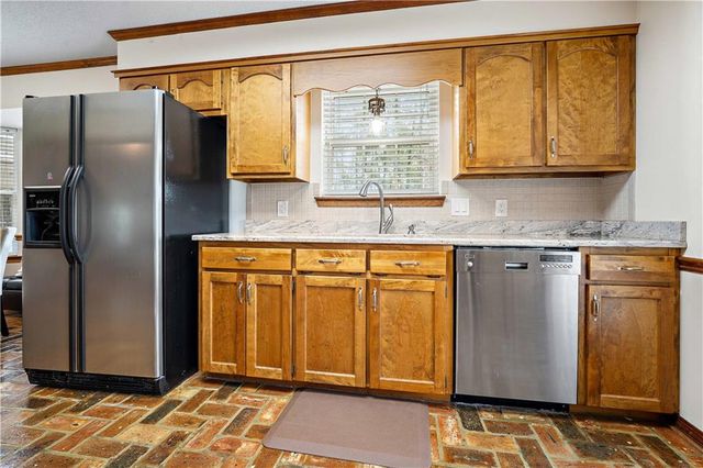 2260 Laura Drive, Semmes, AL 36575