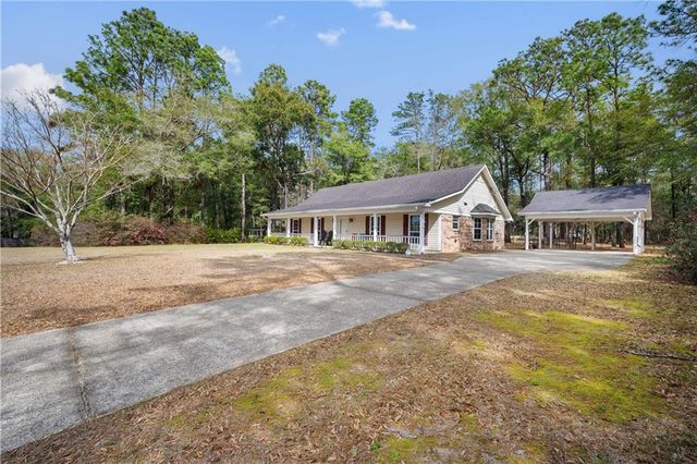 2260 Laura Drive, Semmes, AL 36575