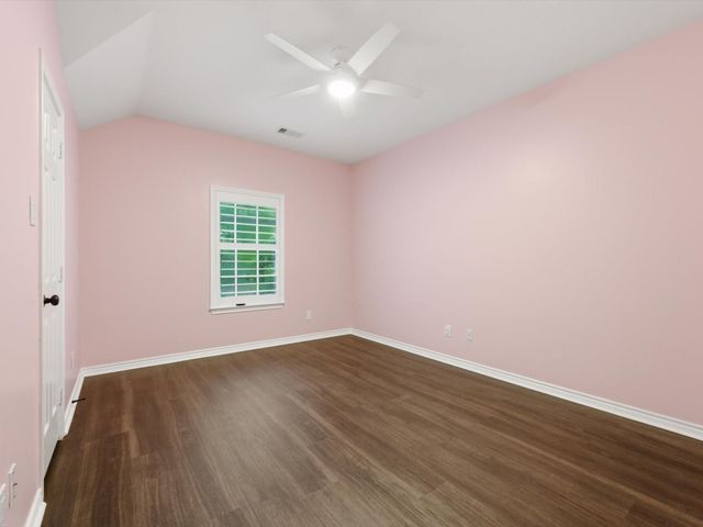 8710 Linn Lane, Magnolia, TX 77354