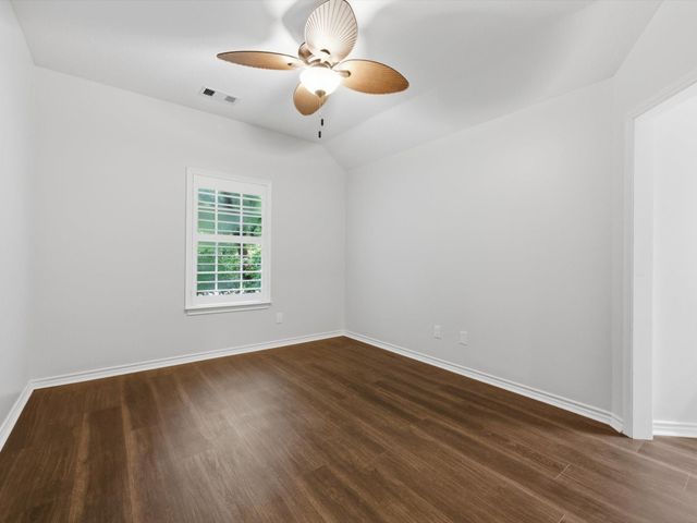 8710 Linn Lane, Magnolia, TX 77354