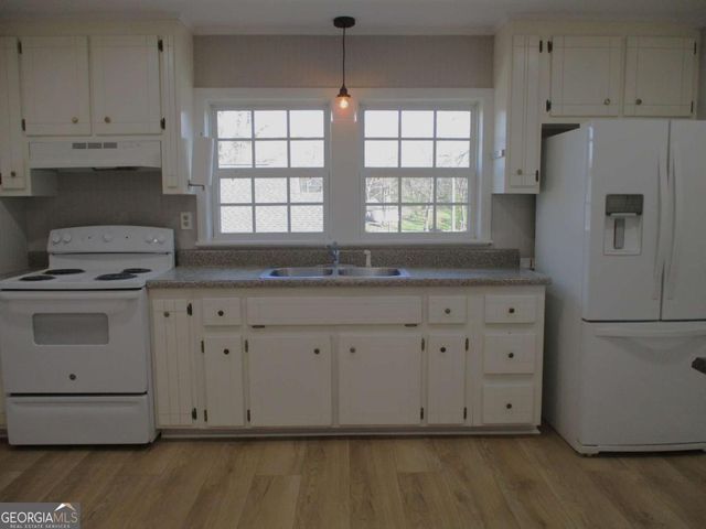 206 Tennessee Street, Fairmount, GA 30139