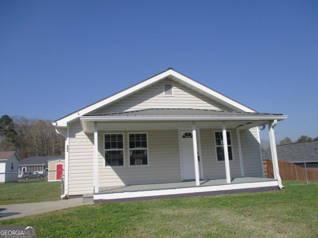 206 Tennessee Street, Fairmount, GA 30139