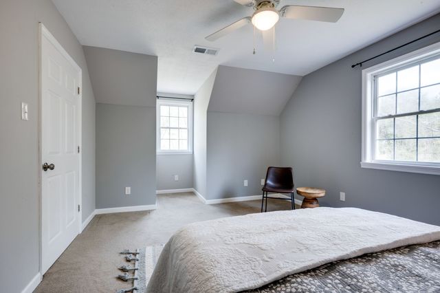 2824 Hwy 100, Linden, TN 37096