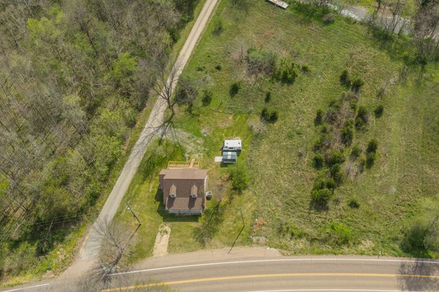 2824 Hwy 100, Linden, TN 37096