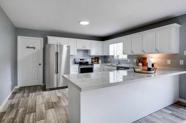 2824 Hwy 100, Linden, TN 37096