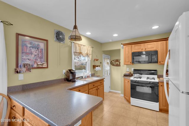 1036 Mulberry Place, Toms River, NJ 08753