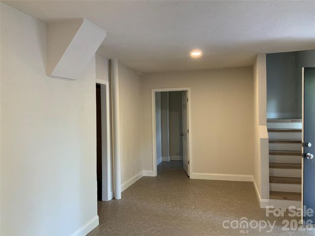 258 NEW LEICESTER Highway, Asheville, NC 28806