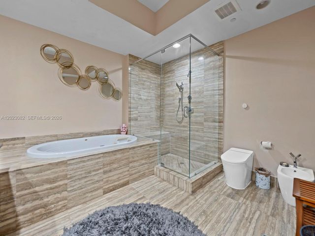 15901 Collins Ave 403, Sunny Isles Beach, FL 33160