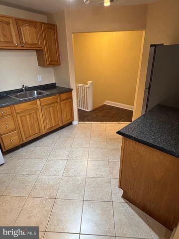 1911 72ND AVE, Philadelphia, PA 19138