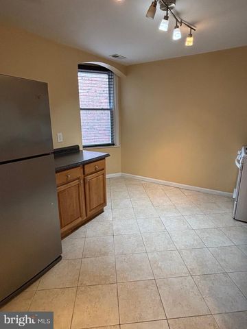 1911 72ND AVE, Philadelphia, PA 19138