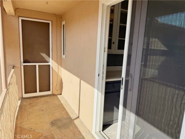 2030 E 3rd 5, Long Beach, CA 90814