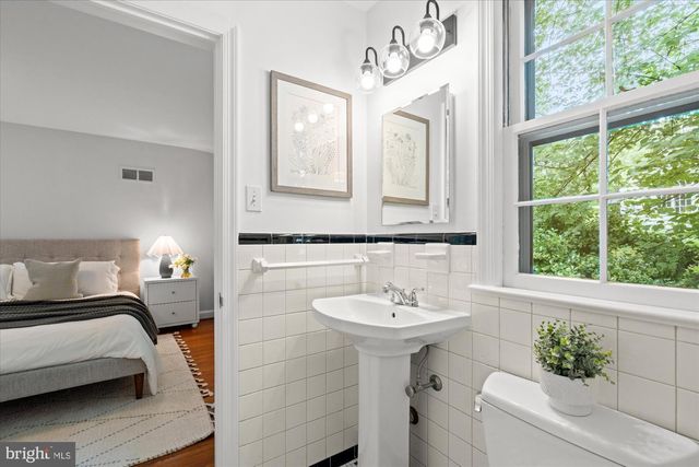 5016 SCARSDALE RD, Bethesda, MD 20816