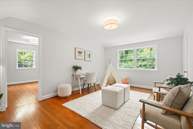 5016 SCARSDALE RD, Bethesda, MD 20816