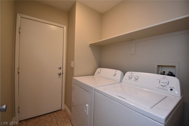 7860 Nesting Pine Place, Las Vegas, NV 89143