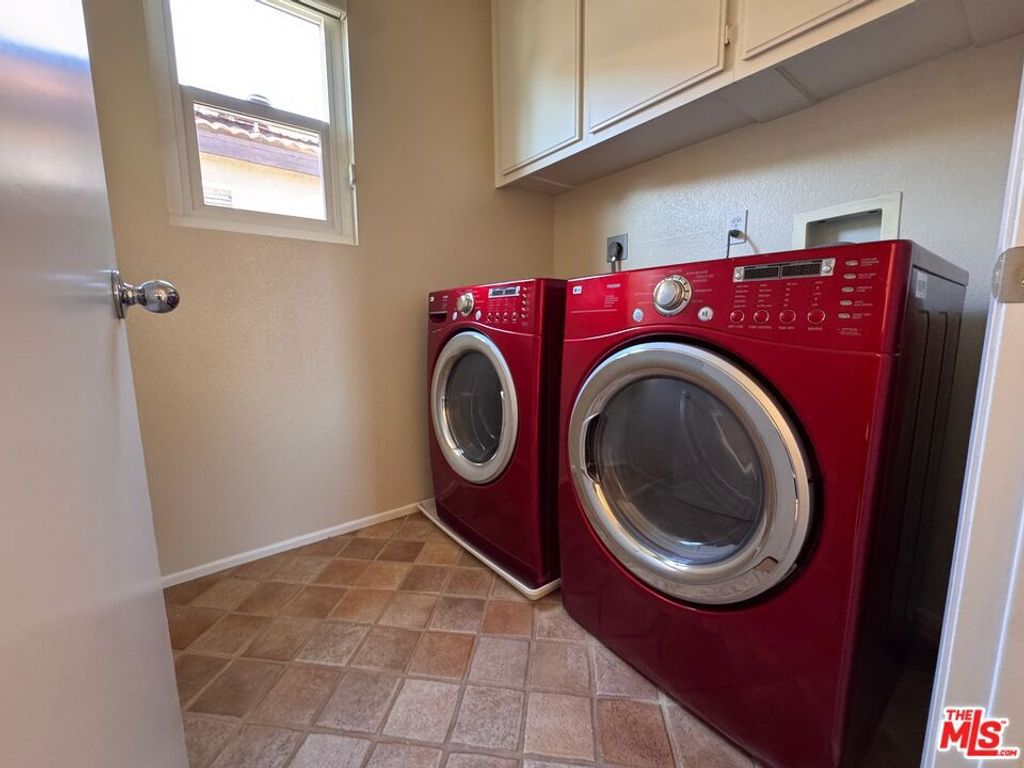 Image 22 of property listing at 43740 Calabro Street, Temecula, CA 92592