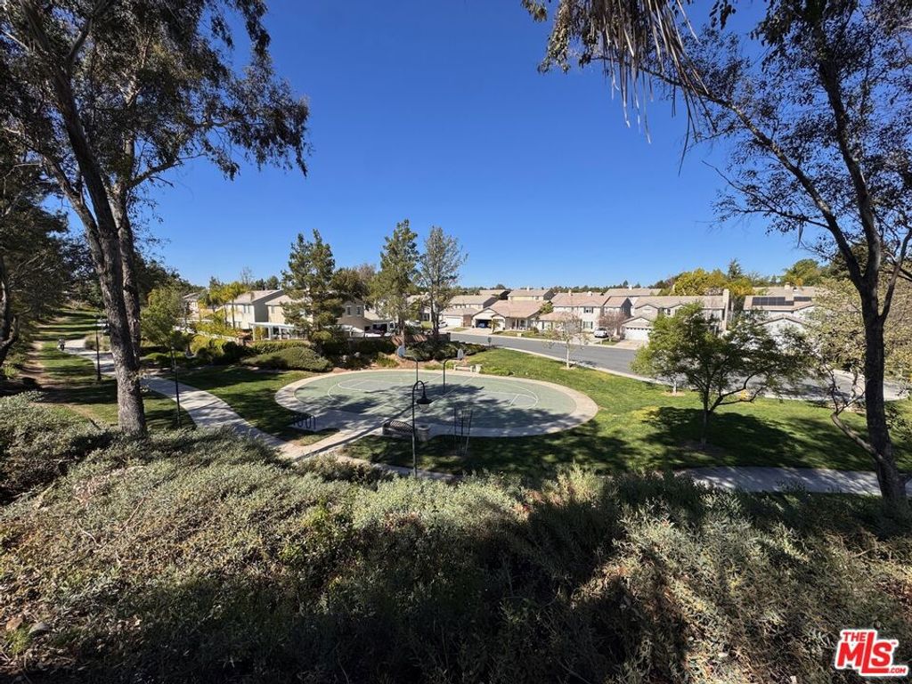 Image 27 of property listing at 43740 Calabro Street, Temecula, CA 92592