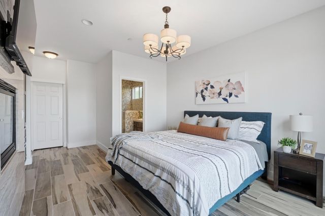 1607 Redmond Dr, Rocklin, CA 95765