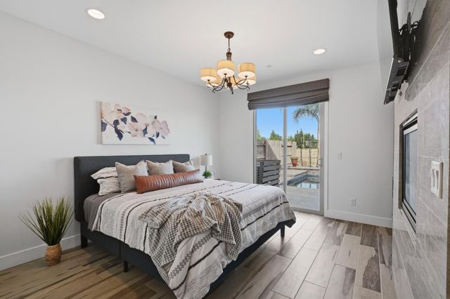 1607 Redmond Dr, Rocklin, CA 95765