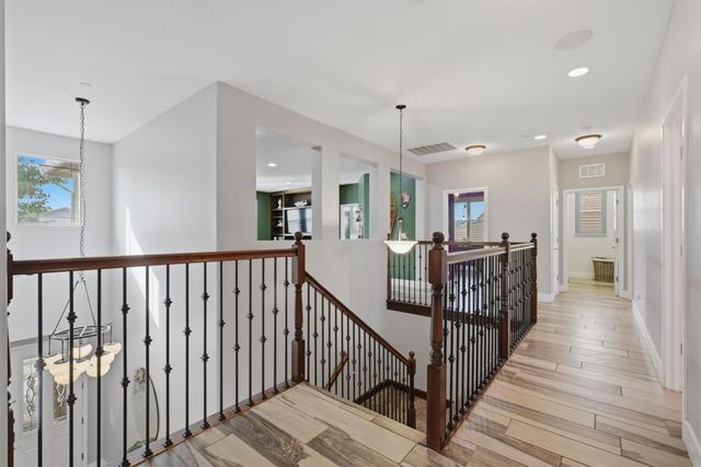 1607 Redmond Dr, Rocklin, CA 95765