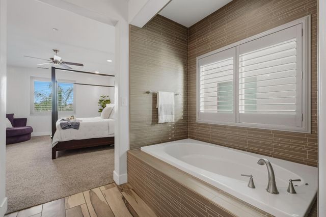 1607 Redmond Dr, Rocklin, CA 95765
