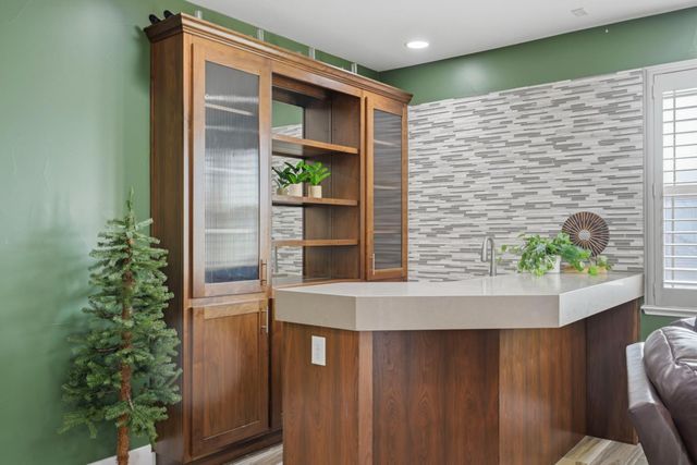 1607 Redmond Dr, Rocklin, CA 95765
