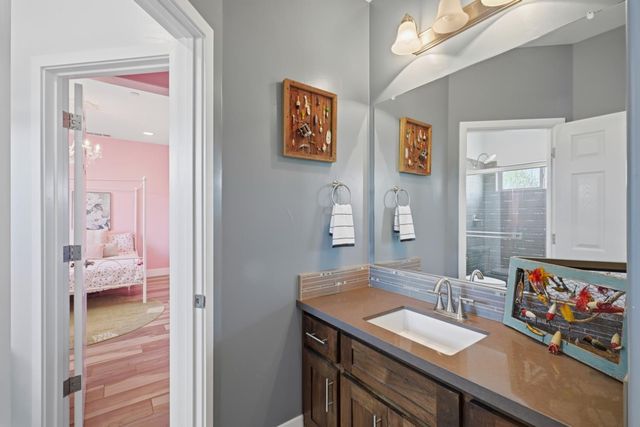 1607 Redmond Dr, Rocklin, CA 95765