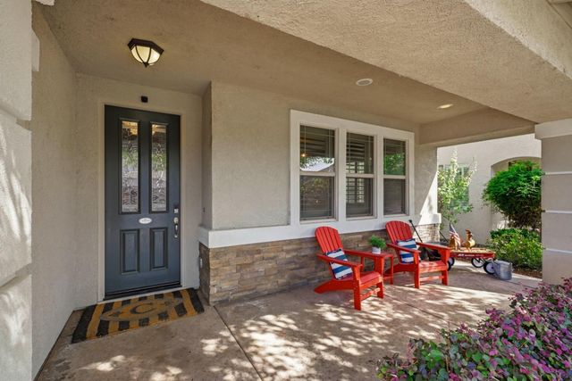 1607 Redmond Dr, Rocklin, CA 95765