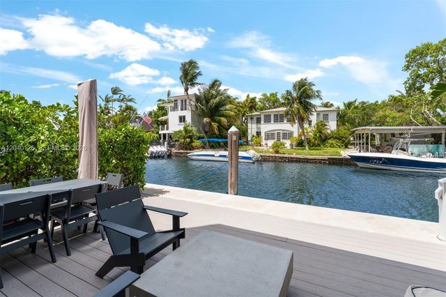 3560 W Fairview Street, Miami, FL 33133