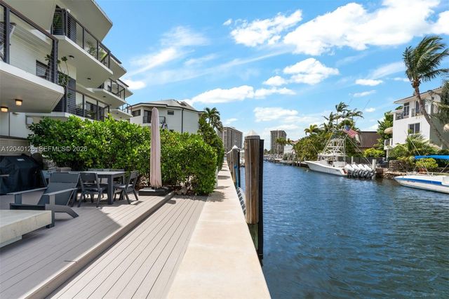 3560 W Fairview Street, Miami, FL 33133