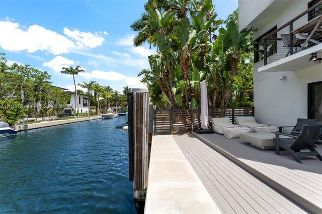 3560 W Fairview Street, Miami, FL 33133