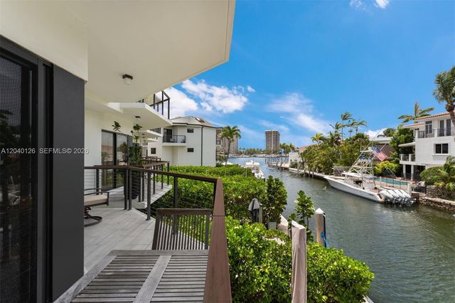 3560 W Fairview Street, Miami, FL 33133