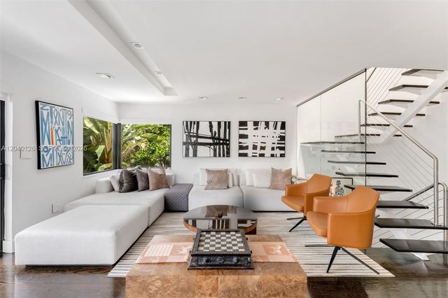 3560 W Fairview Street, Miami, FL 33133