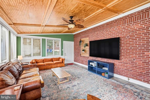 3 SAINT DAVIDS RD, Cherry Hill, NJ 08002