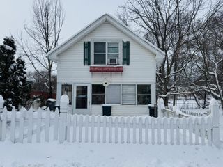 324 S 15th Street, Niles City, MI 49120