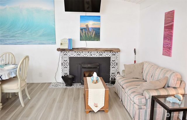 381 Ocean Shores Boulevard NW, Ocean Shores, WA 98569