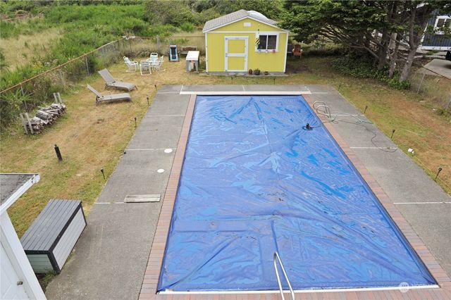 381 Ocean Shores Boulevard NW, Ocean Shores, WA 98569