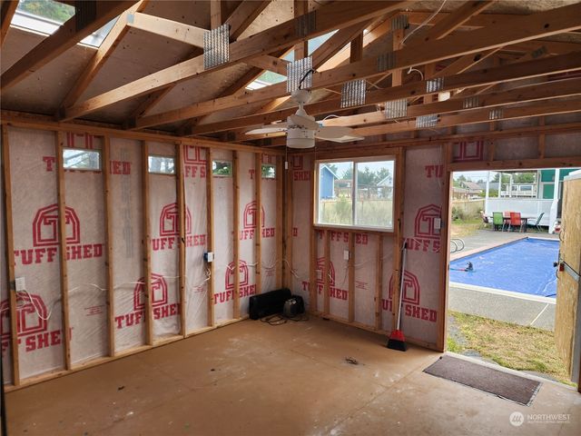 381 Ocean Shores Boulevard NW, Ocean Shores, WA 98569