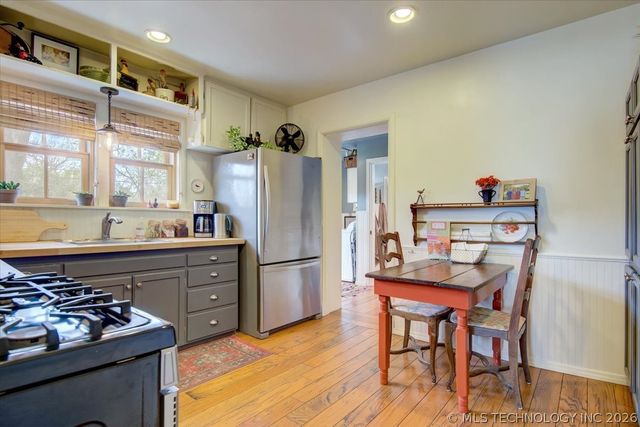2258 S Delaware Court, Tulsa, OK 74114