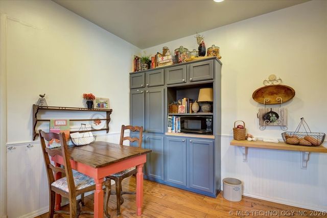2258 S Delaware Court, Tulsa, OK 74114