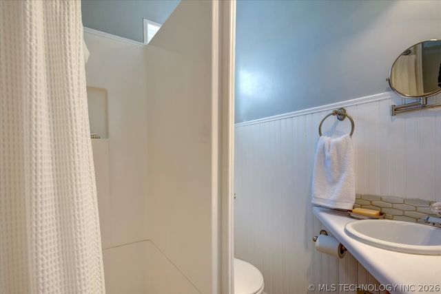 2258 S Delaware Court, Tulsa, OK 74114