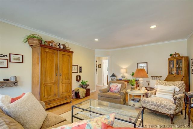 2258 S Delaware Court, Tulsa, OK 74114
