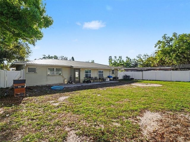 2737 JAY PLACE 4, Sarasota, FL 34235